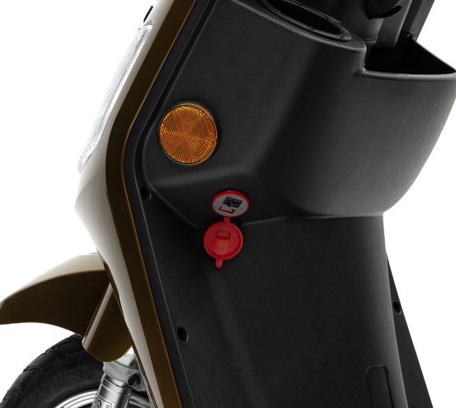 ECONELO_J1000_E-Seniorenmobil_Braun_3Rad_25Kmh_Lithium_1000W_Akku_PRE01019-15