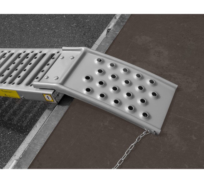 LAS_Auffahrrampe_klappbar_Stahl_26302904-7