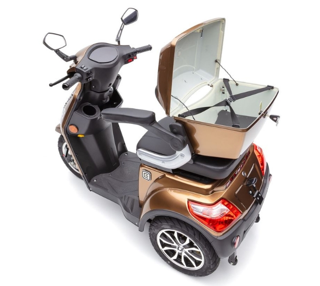 ECONELO_J1000_E-Seniorenmobil_Braun_3Rad_25Kmh_Lithium_1000W_Akku_PRE01018-8