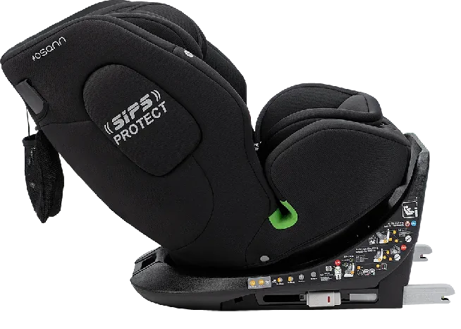 Produktfoto des Osann One360 Kindersitzes in All Black, Ansicht 1.